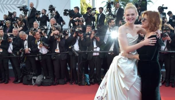 Borítókép: Így pompáznak most a sztárok Cannes-ban