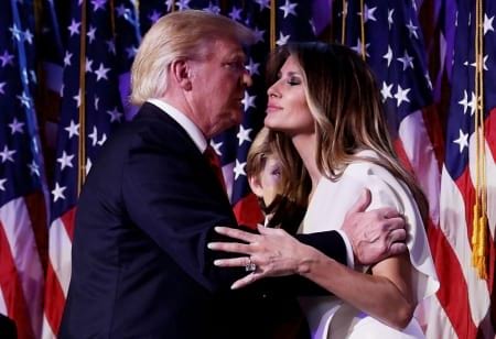 Borítókép: Házasság ez egyáltalán? 9 árulkodó pillanat Melania és Donald Trump testbeszédéből