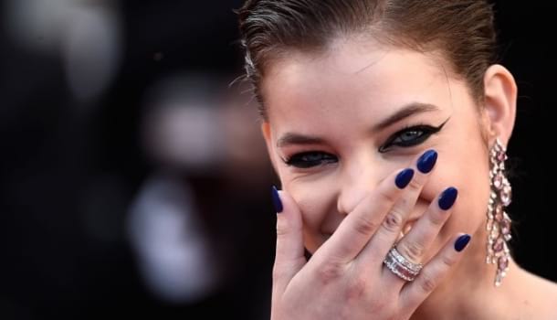 Borítókép: Időutazás! Így nézett volna ki Palvin Barbi 10, 20, 30... 70 éve – VIDEÓ