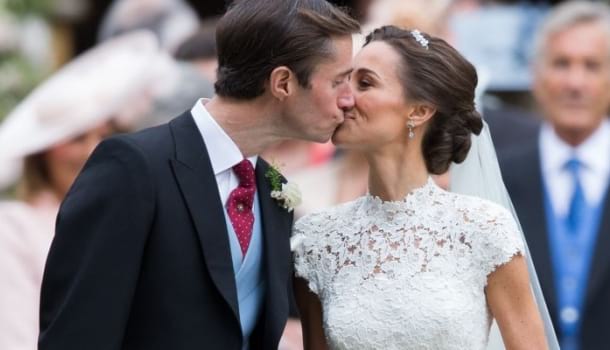 Borítókép: Itt vannak az első fotók Pippa Middleton és James Matthews álomnászútjáról