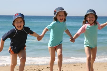 Borítókép: Vállaltuk a hármasikreket: életünk legjobb döntése volt