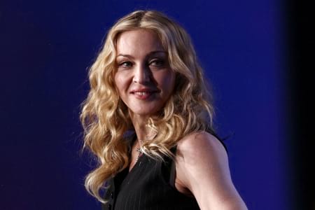 Borítókép: Madonna: a gyerekeim apukája is én vagyok