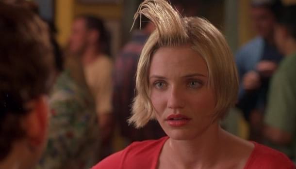 Borítókép: 5 hajgyilkos hiba, amit minden nő elkövetett mér legalább egyszer hajvasalás közben