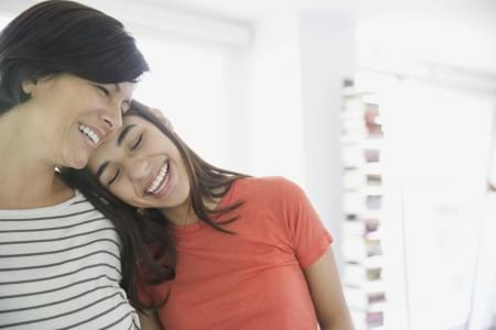 Borítókép: 5 szokás, amit vezess be otthon, mielőtt beköszönt a tinikorszak