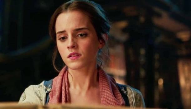 Borítókép: Káprázatos! Mihalik Enikő estélyi ruháját még Belle is megirigyelné