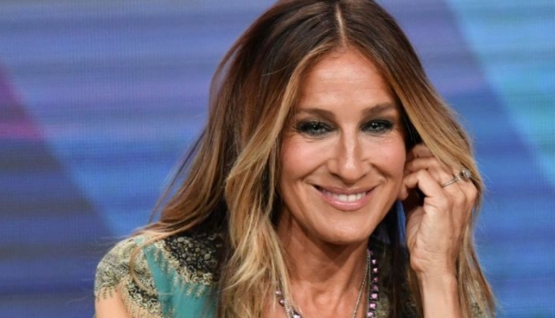 Borítókép: Káprázik a szemünk? Sarah Jessica Parker anyukája úgy néz ki, mint Audrey Hepburn