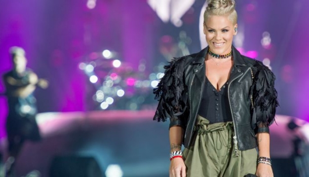 Borítókép: Itt a lista arról, miket kér P!nk az öltözőjébe a budapesti koncertje alatt