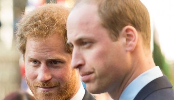 Borítókép: 20 év után Vilmos és Harry végre elmondták, ki hozta meg azt a felkavaró döntést, hogy kamaszként az édesanyjuk koporsója mögött vonuljanak