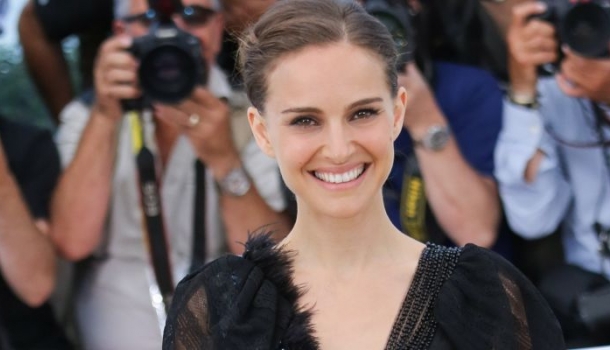 Borítókép: Ezt az alapanyagot űzte ki végleg Natalie Portman a konyhájából, és évek óta nem volt pattanása
