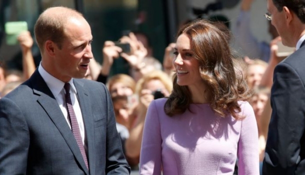 Borítókép: Máris megvan a királyi bébi neve? Lehet, hogy így fogják hívni Katalin és Vilmos harmadik gyermekét!