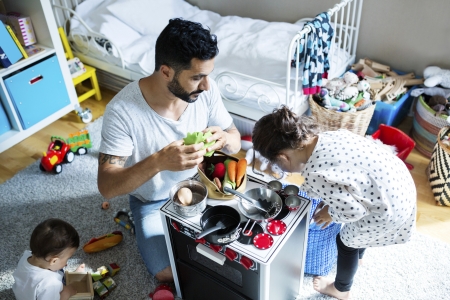 Borítókép: 5 képernyőmentes közös program otthonra a gyerkőccel