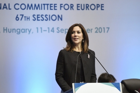 Borítókép: Budapestre érkezett Mary Elizabeth dán koronahercegnő