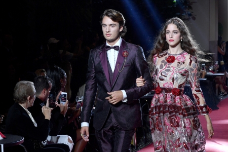 Borítókép: Exkluzív: íme Dolce & Gabbana titkos divatbemutatója Coco König szemével