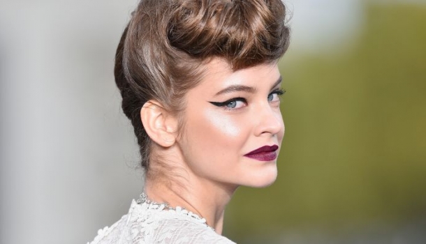 Borítókép: Büszkeség: Palvin Barbi kiragyogott az A-listás világsztárok közül a párizsi divathét legmenőbb bemutatóján – FOTÓK 