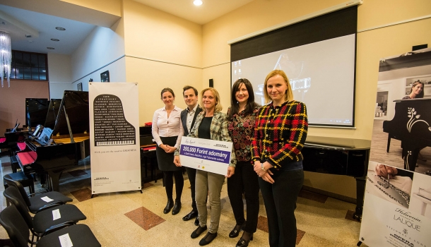 Borítókép: Jótékonysági koncert az állatok világnapján