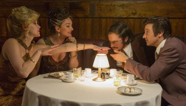 Borítókép: Ezt a körömlakkot válaszd, ha azt szeretnéd, hogy vonzóbb legyen a kezed