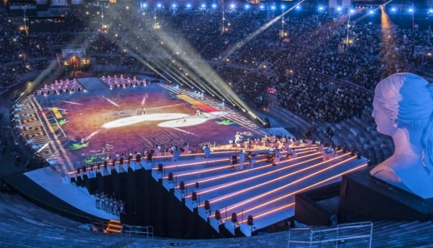 Borítókép: Intimissimi On Ice 2017 - A Legend Of Beauty:  Az olasz kreativitás ismét ezernyi fénnyel ragyogott fel a Veronai Aréna színpadán