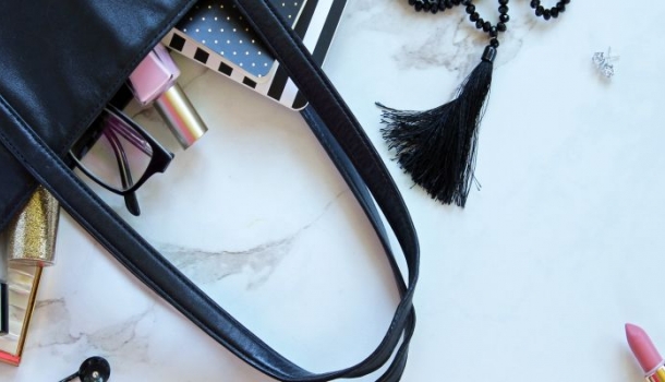 Borítókép: Egy jó kép értékes Furla-utalványt ért: Ők lettek a Furla x InStyle játék nyertesei