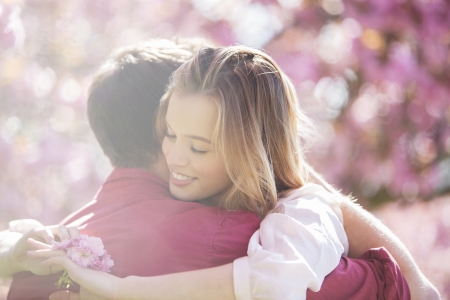 Borítókép: 5 jel, hogy te jobban szereted a pasidat, mint ő téged