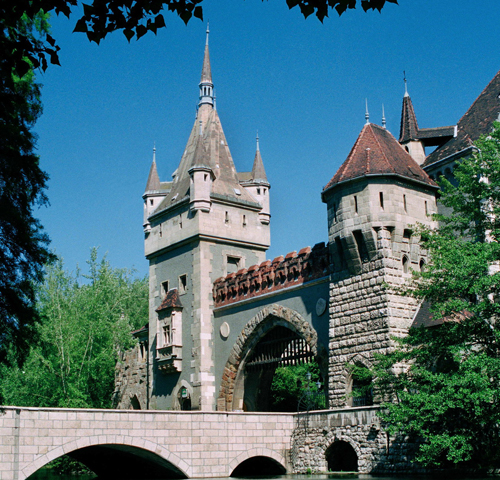 Borítókép: Élő múzeum-ingyenes programok