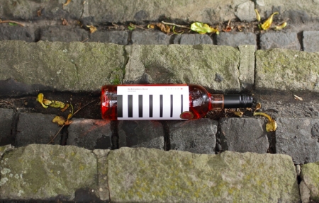 Borítókép: Tényleg horkolunk a bortól?