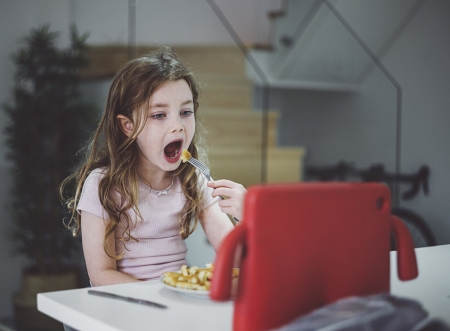 Borítókép: Így állítsd meg egyszer és mindenkorra a túlevést: 9 tipp