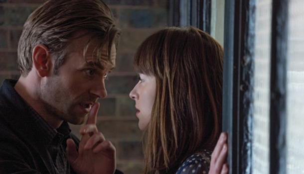 Borítókép: Dakota Johnson az életéért küzd az új A szabadság ötven árnyalata előzetesében