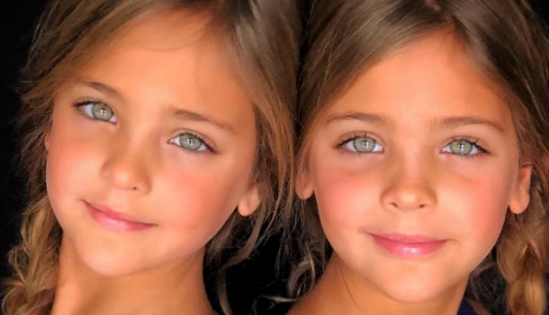 Borítókép: Akarod látni a világ legszebb ikerpárját? Ez a két 7 éves kislány egyszerűen gyönyörű!
