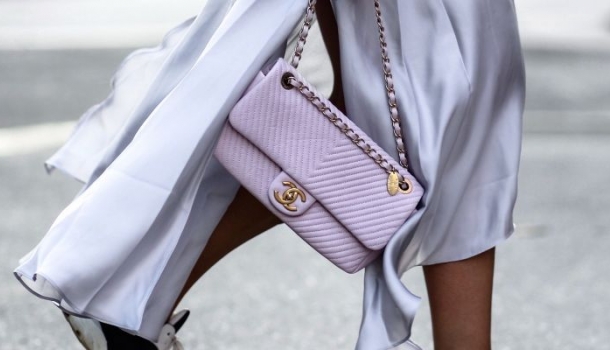 Borítókép: Ez tényleg trend lesz? Le fogsz sokkolódni, hogy milyen sportcipők jönnek divatba