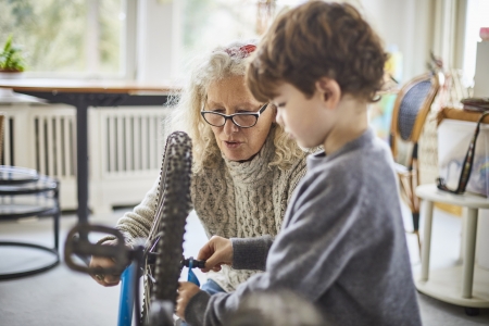 Borítókép: Milyen szülő az ilyen? Az anyósomék sosem akarnak vigyázni az unokákra, pedig megtehetnék