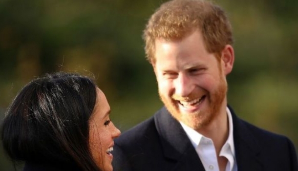 Borítókép: Nem hiszed el, ki az a világsztár, aki mindent megtesz, csakhogy ott lehessen Harry herceg és Meghan Markle lagziján!