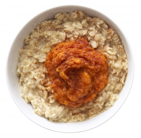 Borítókép: Ínyenc reggeli 7 perc alatt: sütőtökös zabkása