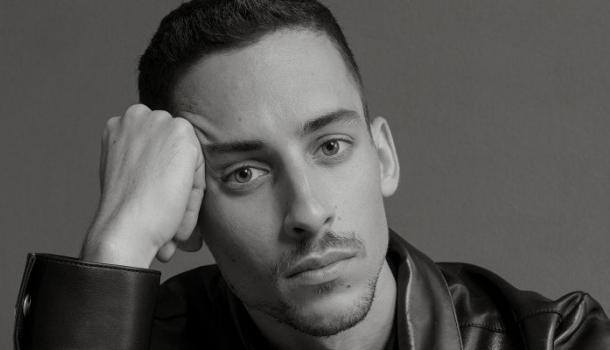 Borítókép: Hoppá! Nagyon sármos pasi lett a Sorstalanság főszereplőjéből, Nagy Marcellből - FOTÓK