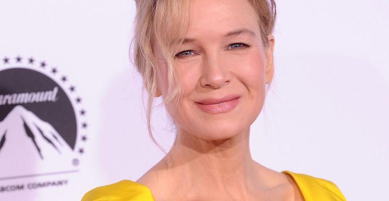 Itt van az első fotó! Renée Zellweger szó szerint felismerhetetlen lesz új filmjében, és nem a plasztikai műtétek miatt