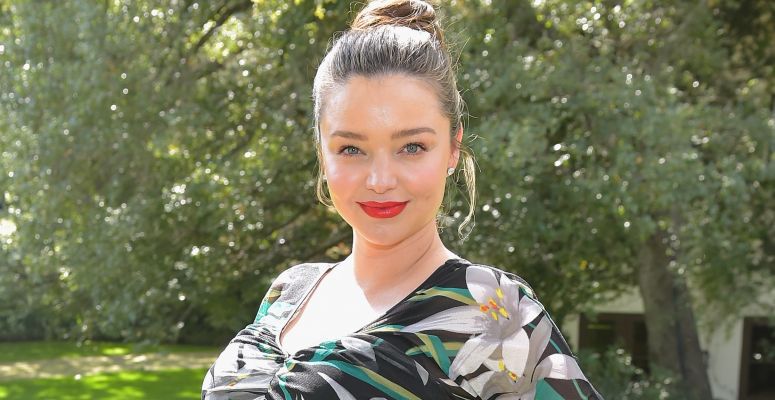 Egyre nagyobb Miranda Kerr pocakja: Cuki kismamafotók!