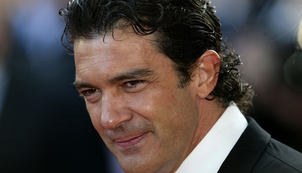 Borítókép: Azta! Szentendrén sétálgatott Antonio Banderas - nézd csak!