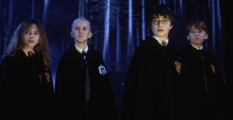Hihetetlen, hogy már 7 év eltelt a befejezés óta! Újra összejöttek a Harry Potter sztárjai, és ezt egy közös fotóval meg is örökítették