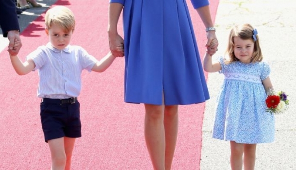 Borítókép: Cukiságdömping: Sarolta és György tesólátogatóban