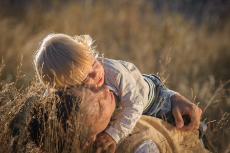 Borítókép: Szuperapák kerestetnek!