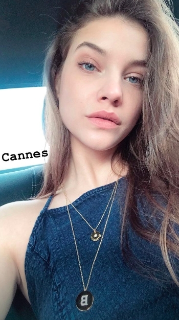 Palvin Barbi megérkezett Cannes-ba!