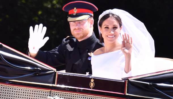 Borítókép: AWW! Ezt a dalt választotta Harry és Meghan az első táncukhoz - a lagzijuk pedig fergeteges volt!