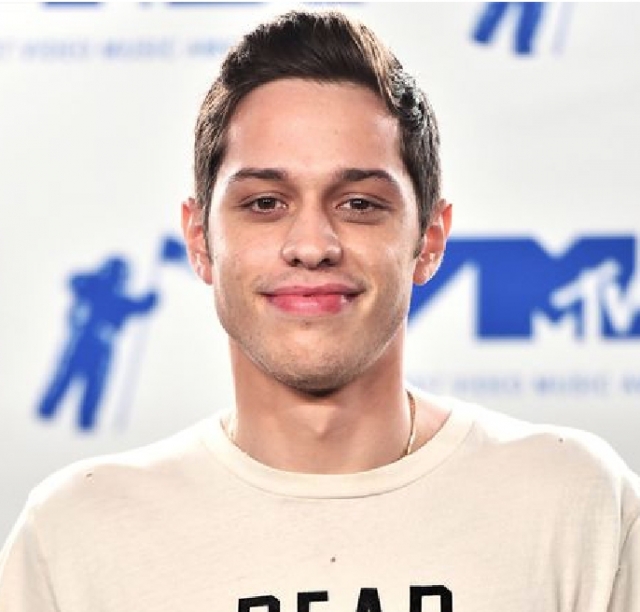 Pete Davidson, Ariana Grande új pasija