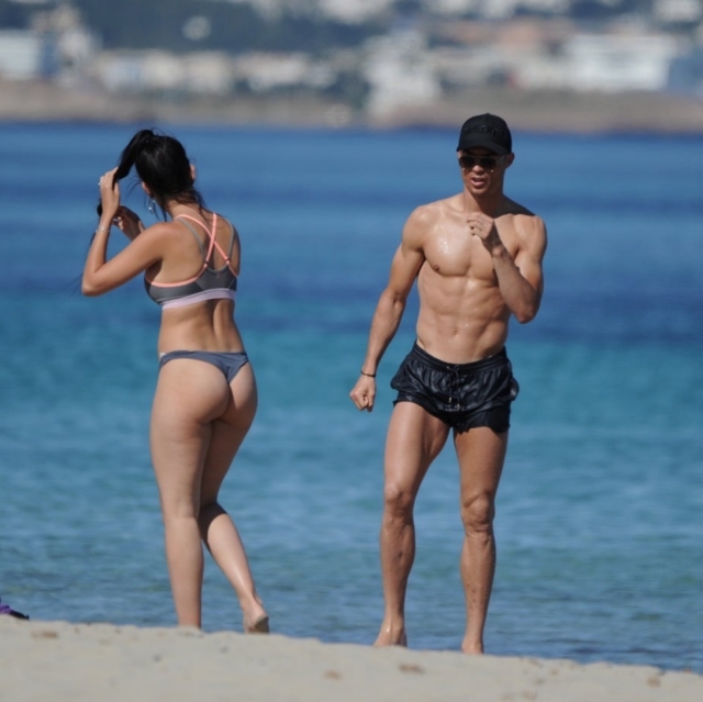 Cristiano Ronaldo, Gina Rodriguez