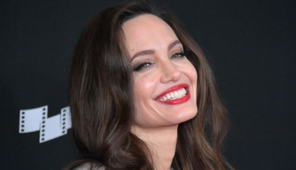 Borítókép: Most melyik Angelina Jolie fia, és melyik a lánya? Knoxot és Shiloh-t már nem lehet megkülönböztetni - FOTÓ