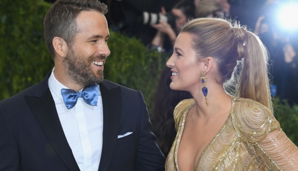 Borítókép: Blake Lively megpróbált trollkodni férjével, de Ryan Reynolds visszaszólt