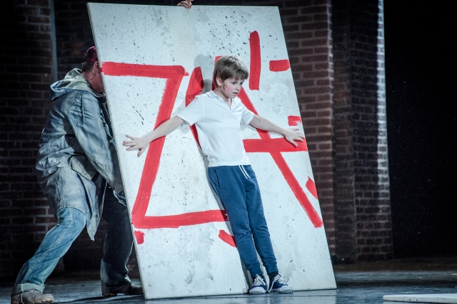 billy elliot,tánc,klasszikus balett,lmbtq,musical,erkel színház,sir elton john,kritika