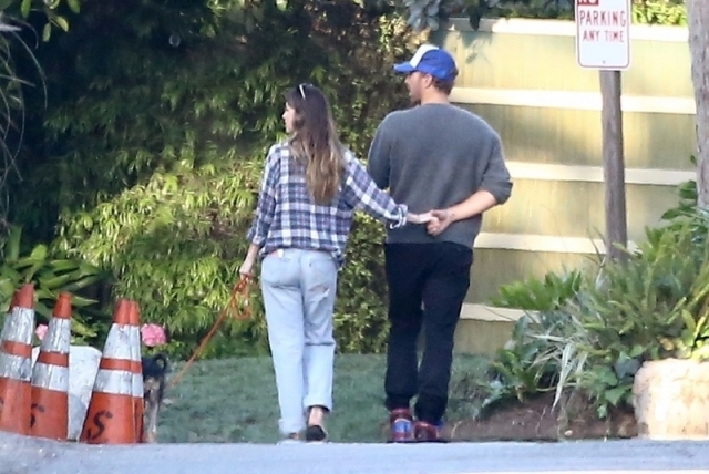 dakota johnson,dakota johnson és chris martin,chris martin