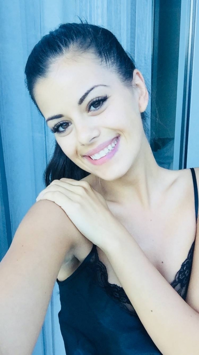 Szarvas Andrea,Miss World Hungary 2018