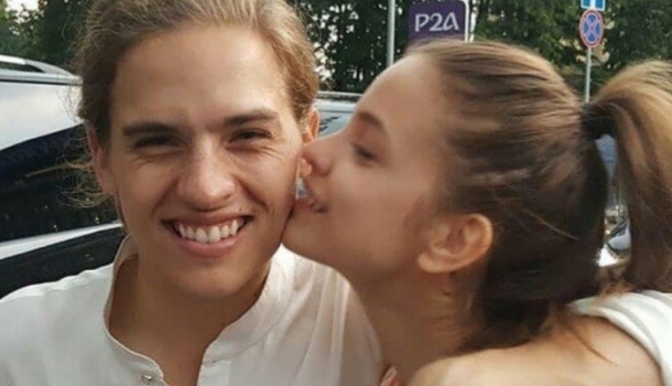 Palvin Barbi,Dylan Sprouse