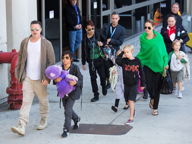 brad pitt,angelina jolie,gyerekek